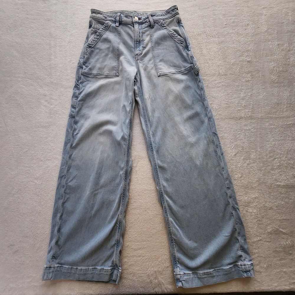American Eagle Outfitters Light Wash Wide Leg Jeans
